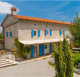 5 Bedroom Istrian Villa Estate with Large Pool and Gardens near Barban, Sleeps 12
